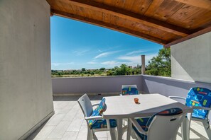 Apartment, 1 King Bed with Sofa bed | Balcony - Apartments Đurđa (Fazana)