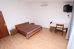 Apartment, 1 King Bed