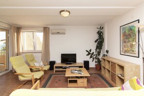 Apartment, Multiple Beds | Living room | TV - Apartments Levan Ceja (Medulin)