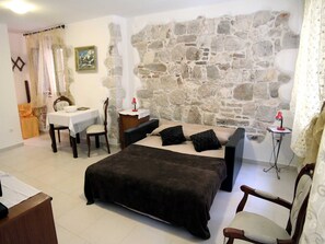 Appartement | Wi-Fi gratuit, draps fournis