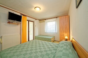 Apartment, Multiple Beds | Individually furnished, desk, free WiFi, bed sheets - Apartments Crevatin (Rovinj)