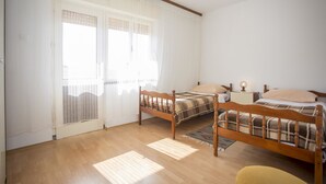 Unclassified image, 3 of 43, button - Apartment Suzana Pula (Pula)