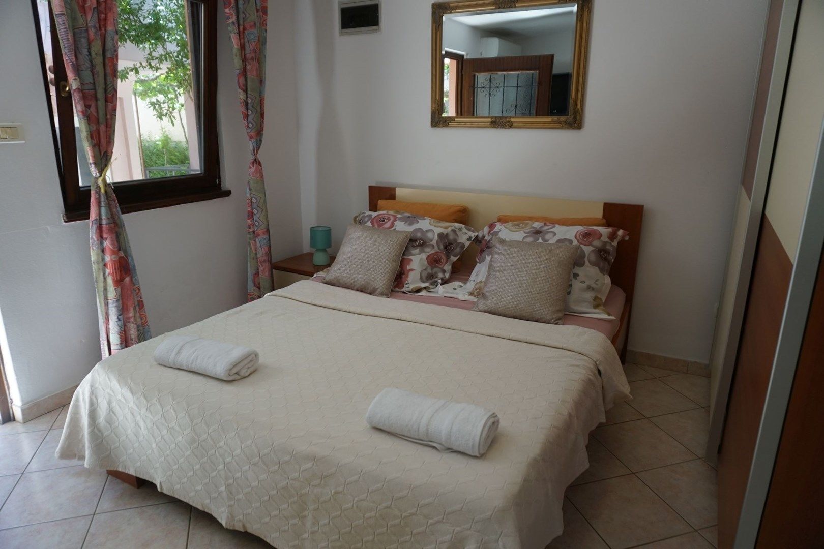 Apartment, 1 Double Bed with Sofa bed | 1 bedroom, individually furnished, desk, free WiFi