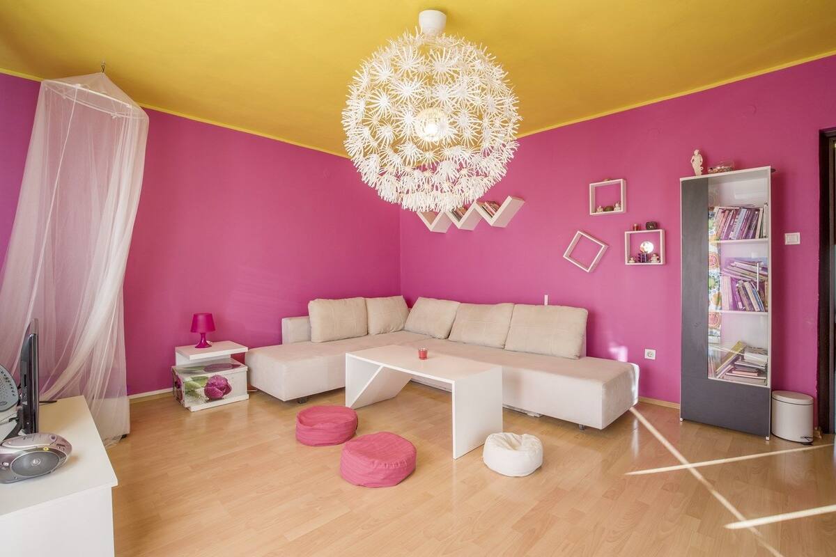 Apartment, Multiple Beds