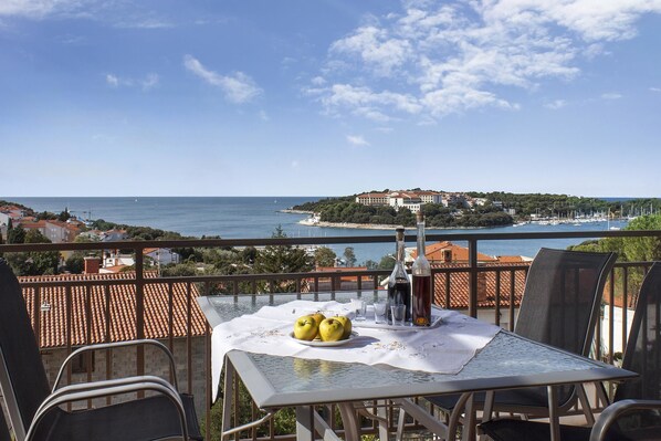 Apartment, Multiple Beds | Balcony