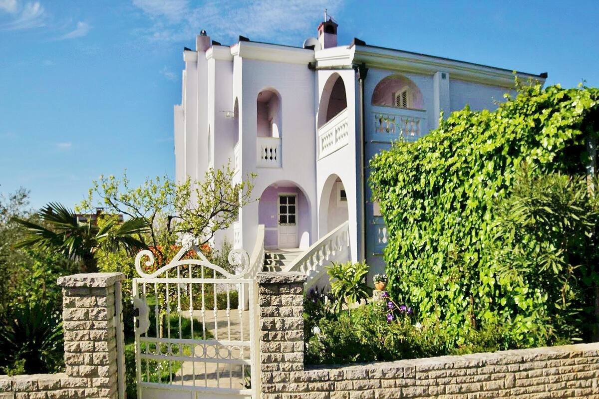 Apartment, Multiple Beds | Exterior