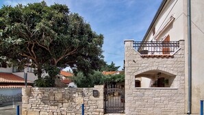 Apartment, Multiple Beds | Exterior - Apartments Mirjana Medulin (Medulin)