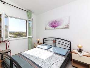 Apartment, 2 Double Beds | Free WiFi, bed sheets - Apartments Ana Valbandon (Fazana)