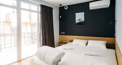 Yard Hostel & Coffee