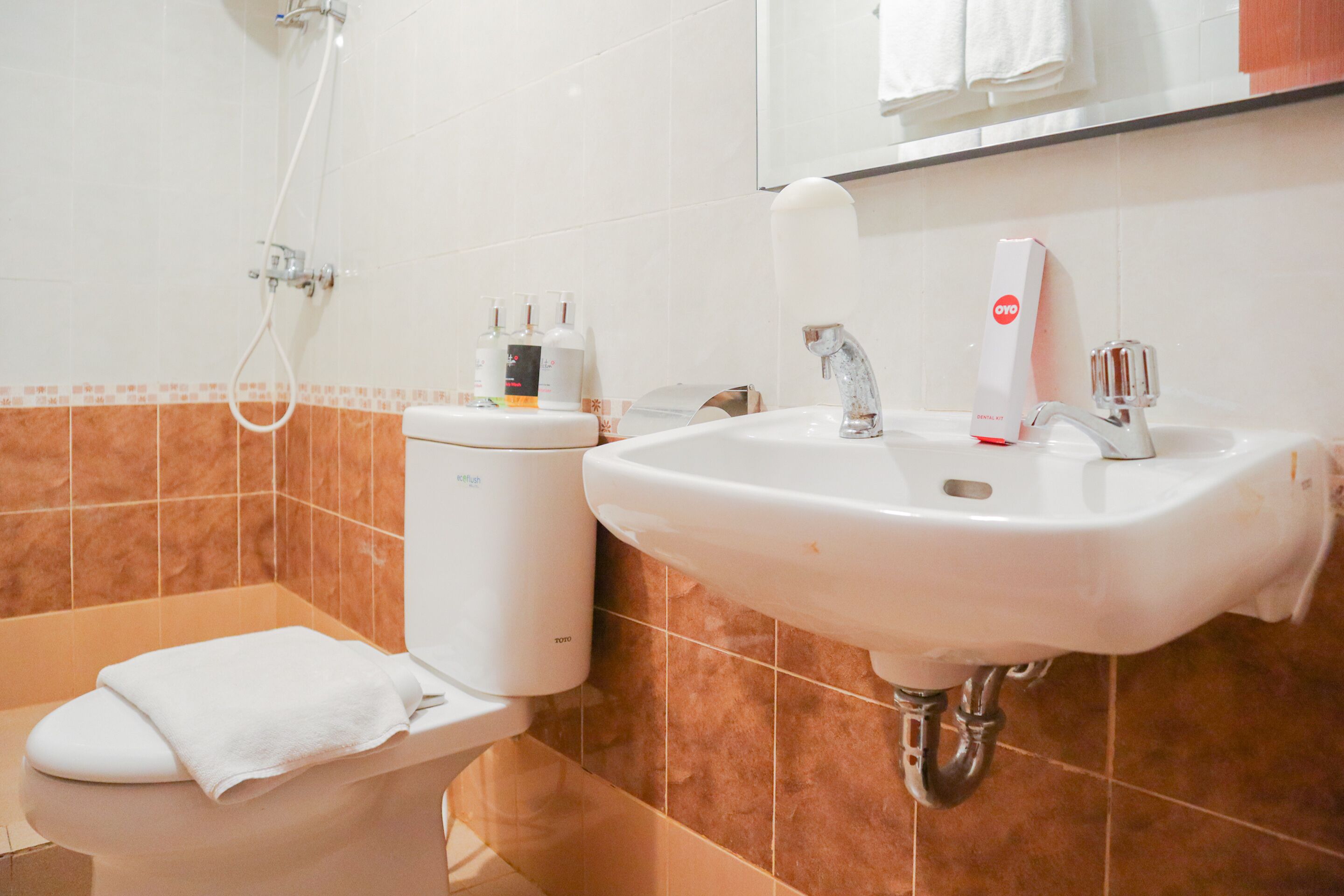 Foto - Collection O 6 Grand Palace Kemayoran