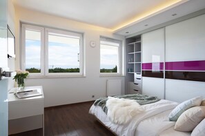 Soundproofing, iron/ironing board, cots/infant beds, free WiFi