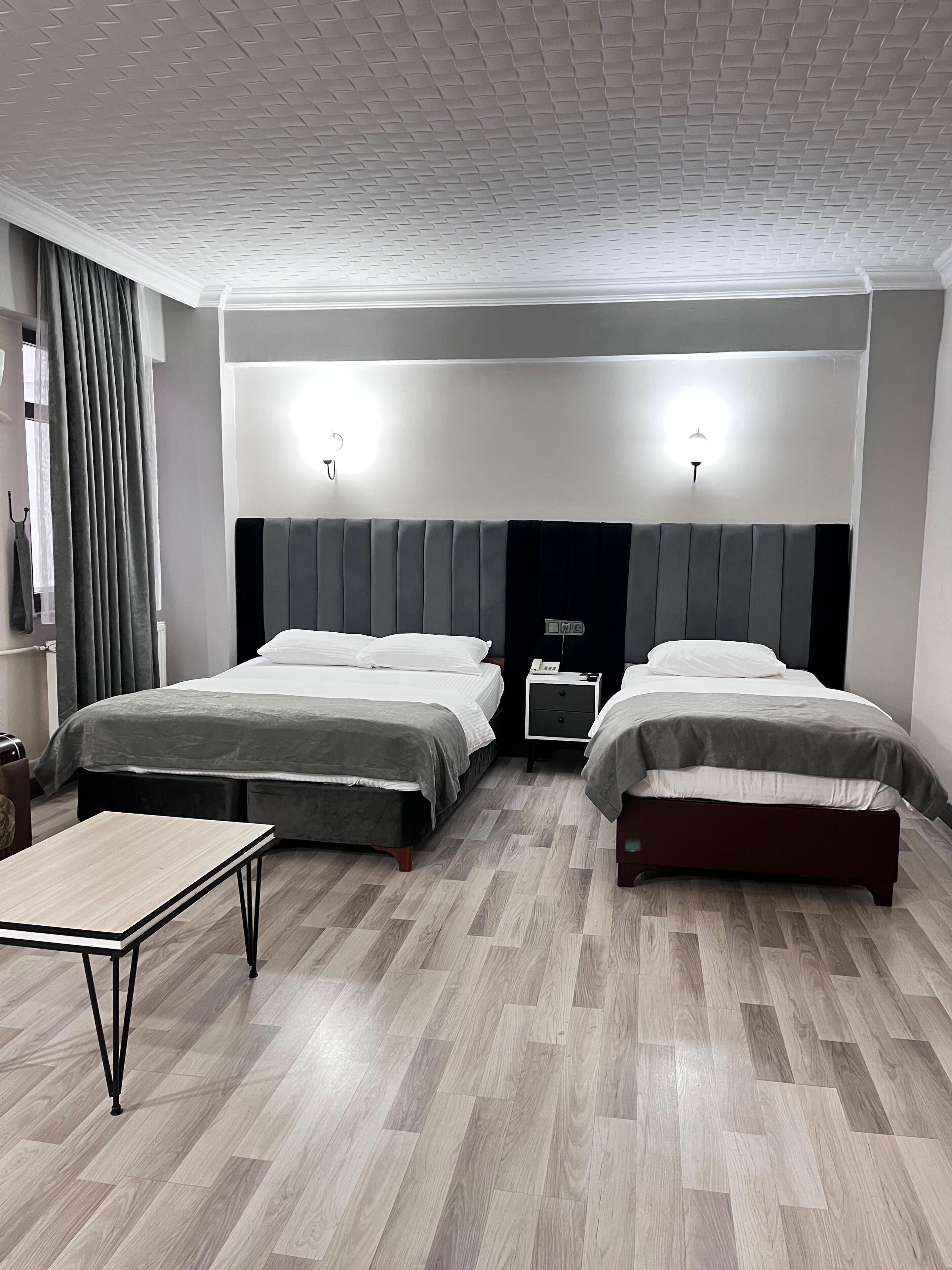 Basic Twin Room | Iron/ironing board, free WiFi, bed sheets