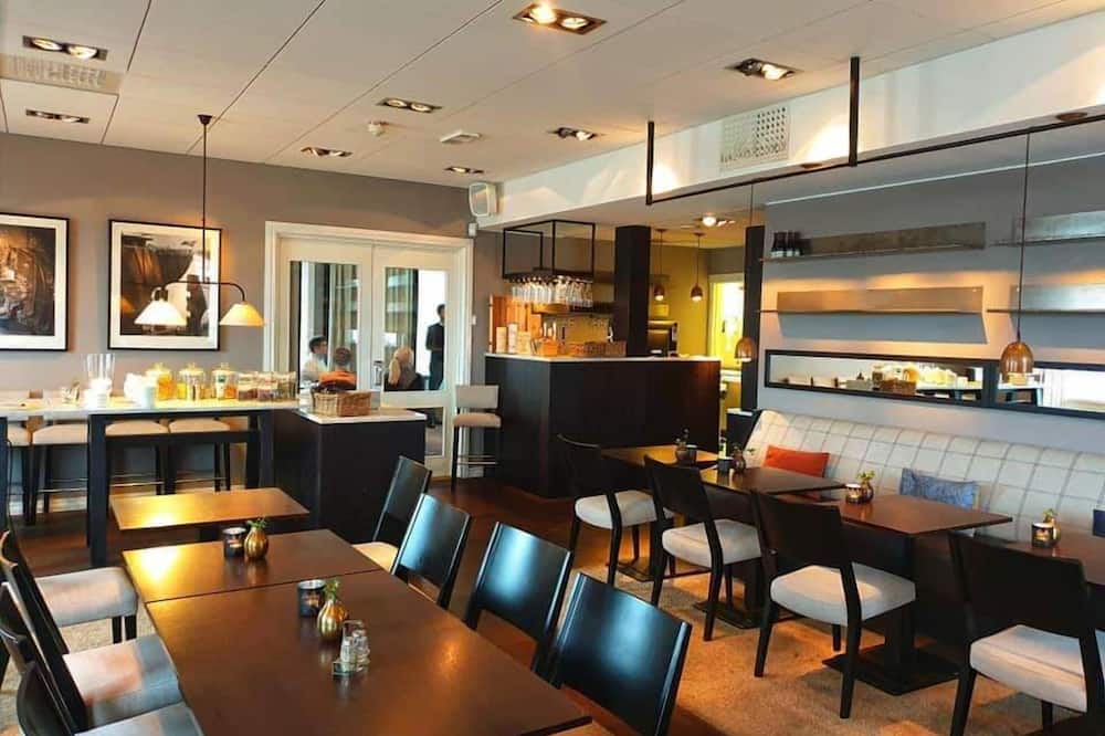 Dialog Hotel Villan
