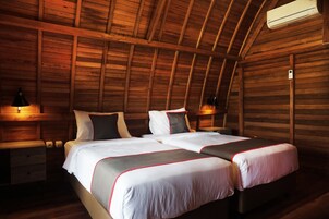 Vila premium | Escrivaninha, Wi-Fi de cortesia, roupa de cama