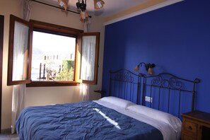 Habitació doble | Bressols gratuïts, llits addicionals, wifi gratuïta i roba de llit 