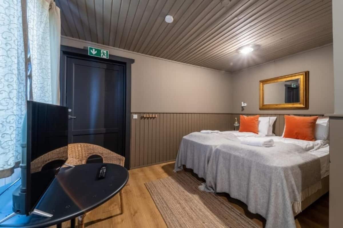 Superior-Studio, eigenes Bad