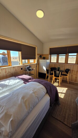 Family Room, Private Bathroom | Blackout drapes, cribs/infant beds, rollaway beds, free WiFi - Riverfront Lodge (Rangárþing ytra)
