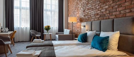 Chambre Double Supérieure, 2 lits une place (4*)