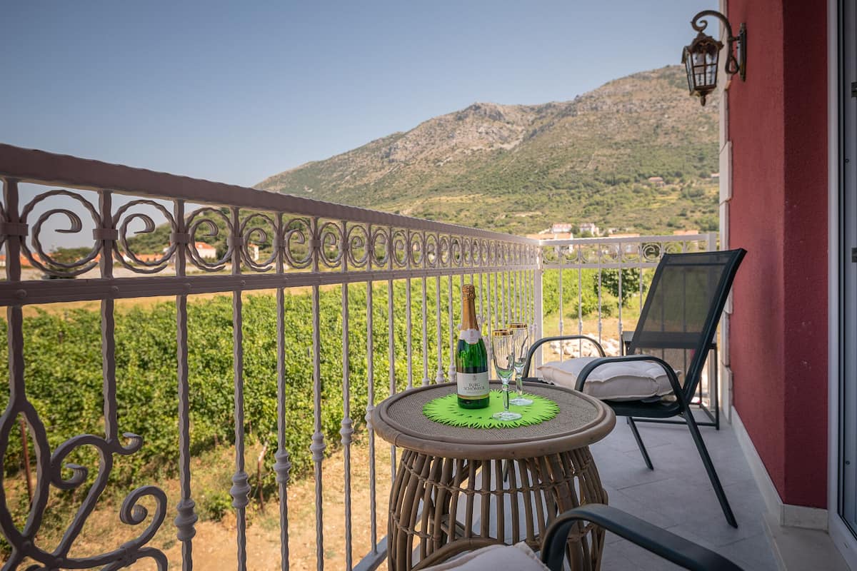 Appartamento, vista vigneti (Green) | Balcone