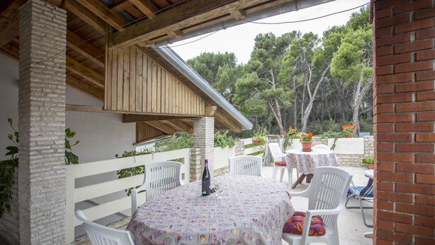 Apartamento, varias camas | Vistas del balcón
