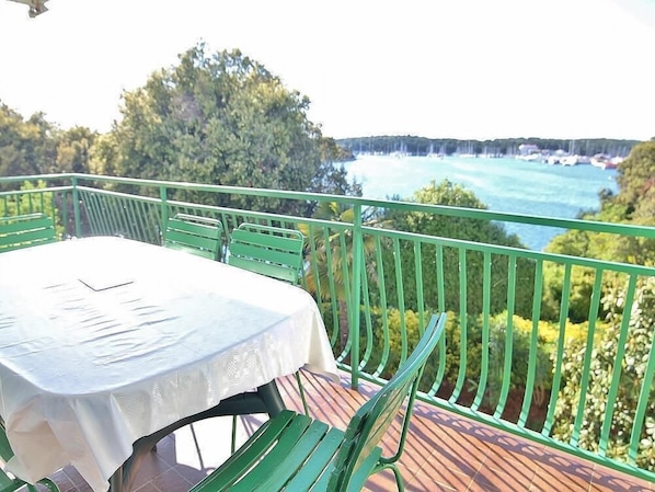 Appartement, plusieurs lits | Balcon