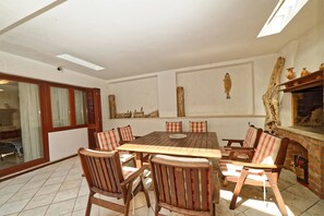 Apartment, Multiple Beds | Private kitchen | Fridge, microwave, stovetop, dishwasher - Apartments Rudan (Pula)