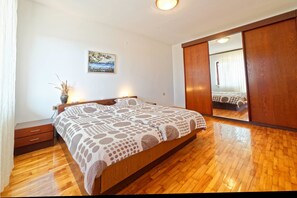Apartment, Multiple Beds | Individually furnished, desk, free WiFi, bed sheets - Apartments Rudan (Pula)