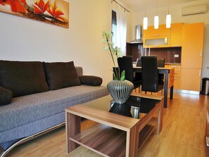 Apartment, 1 Double Bed with Sofa bed | Living room | TV - Apartment Karlo & Jakov (Pula)