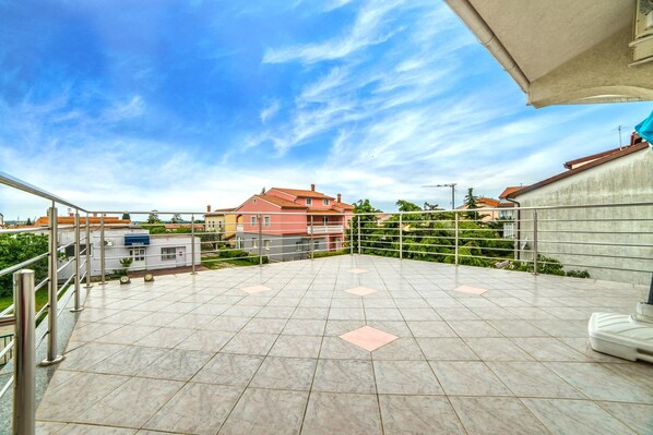 Apartment, 1 Double Bed | Balcony - Apartments Leon (Pula)