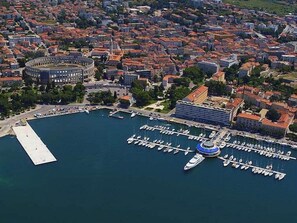 Marina - Apartments Leon (Pula)