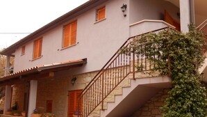Unclassified image, 3 of 45, button - Apartments Sveti Leonard (Oprtalj)