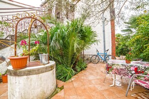 BBQ/picnic Area - Apartments Volte (Rovinj)