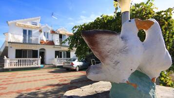 Apartment, Multiple Beds | Exterior