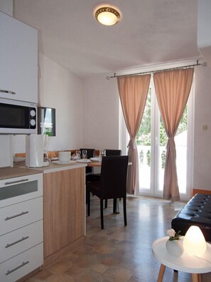 Private kitchen - Apartments Sime Villa Vulin (Pakostane)