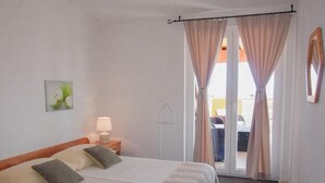 Apartment, Multiple Beds | 1 bedroom, WiFi (free), bed sheets - Apartments Sime Villa Vulin (Pakostane)