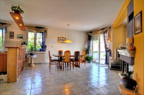 Apartment, Multiple Beds | Living room | TV