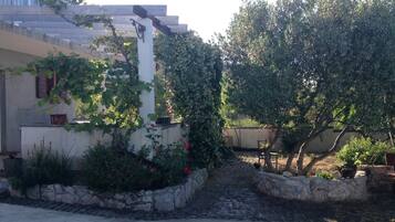 Apartment, Mehrere Betten | Unterkunftsgelände