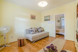 Lägenhet - 1 dubbelsäng med bäddsoffa | Vardagsrum
