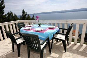 Appartement, plusieurs lits | Balcon