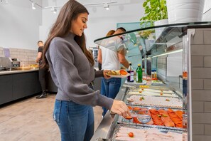 Colazione a buffet, servita tutte le mattine (3950 HUF a persona) 