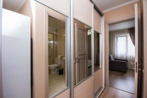 Desk, iron/ironing board, rollaway beds, free WiFi