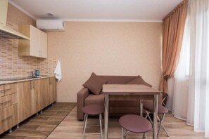 Superior Quadruple Room | Private kitchenette | Fridge, microwave, electric kettle - Paradis Hotel (Sochi)