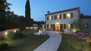 Villa, Multiple Beds | Front of property