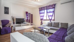 Living room - Apartment Suki / Three Bedrooms (Rovinj)