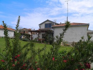 Apartment, 2 Double Beds | Front of property