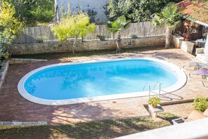 Villa, varias camas | Piscina al aire libre