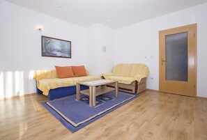Living room | TV - Apartments Alen / Two Bedroom A5 (Fazana)