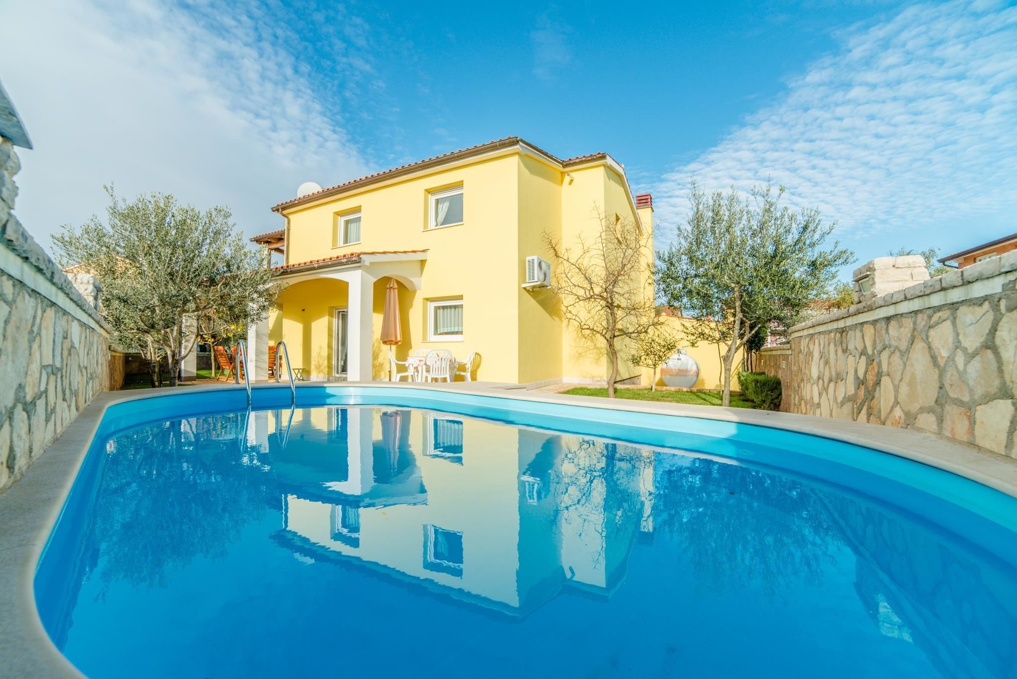 Villa - flera sängar | Utomhuspool