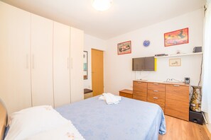 Room - Apartment Stojanovski / Two Bedrooms (Rovinj)