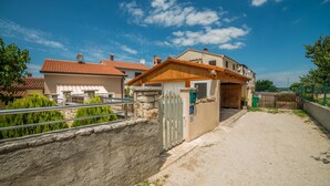 Front of property - Apartment Stojanovski / Two Bedrooms (Rovinj)